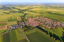 Ortsansicht aus Nordwesten in Mörstadt im Bundesland Rheinland-Pfalz, Deutschland