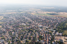 Drohnenaufname von Ortsteil Oberhausen in Oberhausen-Rheinhausen im Bundesland Baden-Württemberg, Deutschland