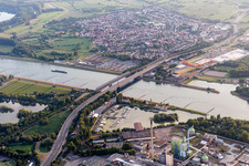 Fluß - Brückenbauwerke über den Rhein bei Maxau im Ortsteil Knielingen in Karlsruhe im Bundesland Baden-Württemberg, Deutschland