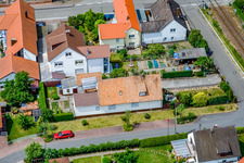 Am Schützenpl in Barbelroth im Bundesland Rheinland-Pfalz, Deutschland von oben gesehen