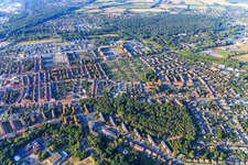 Bleckeder Landstraße im Ortsteil Neuhagen in Lüneburg im Bundesland Niedersachsen, Deutschland