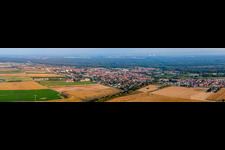 Panorama aus Norden in Kandel im Bundesland Rheinland-Pfalz, Deutschland