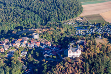 Fischbachtal, Schloß Lichtenberg im Ortsteil Niedernhausen im Bundesland Hessen, Deutschland aus der Luft betrachtet