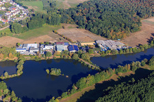 Industriegebiet am Harres See mit protonic event partner GmbH und Busser Bauservice & Fuhrbetrieb GmbH im Ortsteil Froschhausen in Seligenstadt im Bundesland Hessen, Deutschland