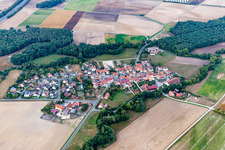 Luftbild von Ortsteil Atzhausen in Kleinlangheim im Bundesland Bayern, Deutschland