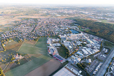 Forst im Bundesland Baden-Württemberg, Deutschland aus der Luft