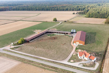 Schleithal im Bundesland Bas-Rhin, Frankreich von einer Drohne aus