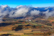 Ortsansicht unter Wolken von Süden in Hardheim im Bundesland Baden-Württemberg, Deutschland
