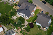 Klingbachstr in Steinweiler im Bundesland Rheinland-Pfalz, Deutschland von oben gesehen