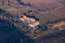 Gebäudekomplex der Hotelanlage Wohlfühlhotel Alte Rebschule und Gasthaus Sesel in Rhodt unter Rietburg im Bundesland Rheinland-Pfalz, Deutschland