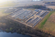 Luftaufnahme von Renaturing am ehemaligen Tanklager in Jockgrim im Bundesland Rheinland-Pfalz, Deutschland