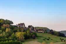 Jardins des Marqueyssac in Vézac im Bundesland Dordogne, Frankreich von oben gesehen