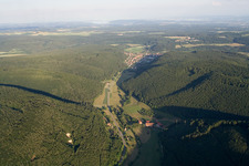 Weißenbach-Tal im Ortsteil Bachzimmern in Immendingen im Bundesland Baden-Württemberg, Deutschland