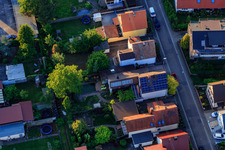 Waldstr in Kandel im Bundesland Rheinland-Pfalz, Deutschland von der Drohne aus gesehen