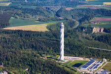 Luftaufnahme von Thyssen-Krupp Testturm für Aufzüge in Rottweil im Bundesland Baden-Württemberg, Deutschland