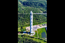 Thyssen-Krupp Testturm für Aufzüge in Rottweil im Bundesland Baden-Württemberg, Deutschland aus der Luft