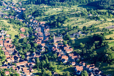 Luftaufnahme von Langensoultzbach im Bundesland Bas-Rhin, Frankreich
