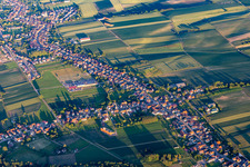 Schleithal im Bundesland Bas-Rhin, Frankreich von oben gesehen