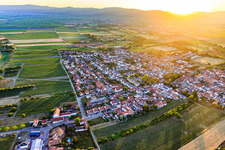 Meckenheim von Südosten im Bundesland Rheinland-Pfalz, Deutschland