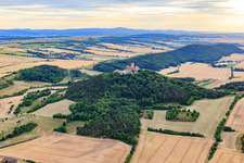 Veste Wachsenburg aus Osten im Ortsteil Holzhausen in Amt Wachsenburg im Bundesland Thüringen, Deutschland