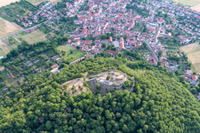 Luftbild von Mühlburg im Ortsteil Mühlberg in Drei Gleichen im Bundesland Thüringen, Deutschland