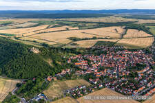 Luftaufnahme von Ortsteil Mühlberg in Drei Gleichen im Bundesland Thüringen, Deutschland