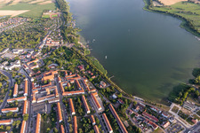 Uferpromenade und Freilichtbühne Prenzlau im Seepark Prenzlau im Bundesland Brandenburg, Deutschland