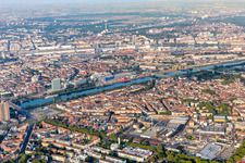 Luftaufnahme von Stadtteil Neckarstadt-West zwischen Altrhein und Neckar in Mannheim im Ortsteil Neckarstadt-Ost im Bundesland Baden-Württemberg, Deutschland
