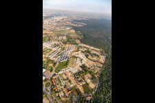 Luftaufnahme von Konversions-Baustelle auf dem Gelände der ehemalige SULLIVAN US-Kasernen am Käfertaler Wald in Mannheim im Bundesland Baden-Württemberg, Deutschland