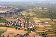Luftbild von Freckenfeld im Bundesland Rheinland-Pfalz, Deutschland