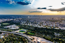 Stadtrand und Außenbezirks- Wohngebiete im Ortsteil Bornheim in Frankfurt am Main im Bundesland Hessen, Deutschland