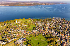Überlinger Bodensee zwischen Meersburg und Ortsteil Allmannsdorf in Konstanz im Bundesland Baden-Württemberg, Deutschland