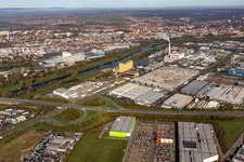Schrägluftbild von Hafen in Schweinfurt im Bundesland Bayern, Deutschland