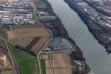 Solarkraftwerk am Römischen Brückenkopf Augusta Raurica in Rheinfelden im Bundesland Baden-Württemberg, Deutschland