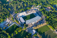 Luftaufnahme von Umbau Wildparkstadion des KSC im Ortsteil Innenstadt-Ost in Karlsruhe im Bundesland Baden-Württemberg, Deutschland
