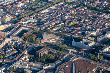 Luftbild von Ettlinger Tor mit ETC und Badisches Staatstheater im Ortsteil Innenstadt-Ost in Karlsruhe im Bundesland Baden-Württemberg, Deutschland
