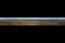 Panorama Perspektive Ortsansicht der Straßen und Häuser der Wohngebiete Edesheim und Edenkoben im Bundesland Rheinland-Pfalz, Deutschland