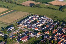 Luftbild von Altdorf im Bundesland Rheinland-Pfalz, Deutschland