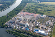 Luftbild von Reste der stillgelegten Reaktorblöcke und Anlagen des AKW - KKW Kernkraftwerk EnBW Kernkraft GmbH, Kernkraftwerk Philippsburg und Trümmer der beiden Kühltürme in Philippsburg im Bundesland Baden-Württemberg, Deutschland