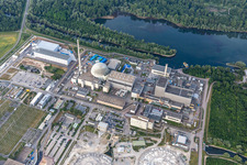 Ehemaliges KKW Phillippsburg nach der Sprengung zum Abriss der beiden Kühltürme in Philippsburg im Bundesland Baden-Württemberg, Deutschland aus der Luft betrachtet