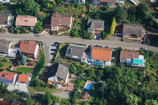 Luftbild von Am Wingertsberg von Süden im Ortsteil Gräfenhausen in Annweiler am Trifels im Bundesland Rheinland-Pfalz, Deutschland