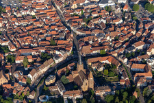 Wissembourg im Bundesland Bas-Rhin, Frankreich von der Drohne aus gesehen