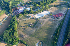 Luftaufnahme von Haras de la Née in Neewiller-près-Lauterbourg im Bundesland Bas-Rhin, Frankreich