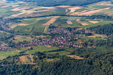 Rott im Bundesland Bas-Rhin, Frankreich aus der Drohnenperspektive