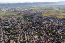 Schrägluftbild von Heddesheim im Bundesland Baden-Württemberg, Deutschland