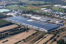 Gebäude und Produktionshallen auf dem Werksgelände Goodyear Dunlop Tires Germany an der Goodyearstraße in Philippsburg im Bundesland Baden-Württemberg, Deutschland