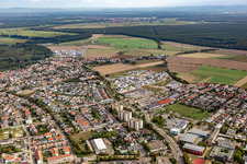 Ortsteil Linkenheim in Linkenheim-Hochstetten im Bundesland Baden-Württemberg, Deutschland vom Flugzeug aus