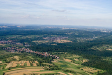 Niebelsbach von Südwesten in Keltern im Bundesland Baden-Württemberg, Deutschland
