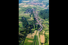 Niebelsbach von Süden in Keltern im Bundesland Baden-Württemberg, Deutschland