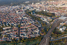 Gebhardstr Bahnhof und Zoologischer Stadtgarten im Ortsteil Beiertheim-Bulach in Karlsruhe im Bundesland Baden-Württemberg, Deutschland